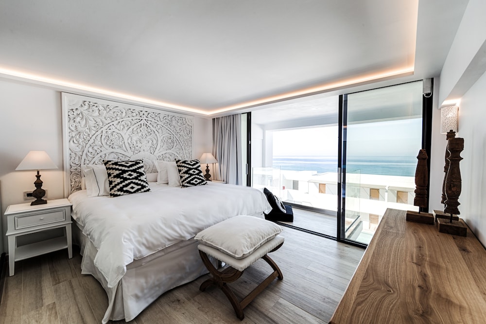 Suite, Pool Access (Abaton Collection)
