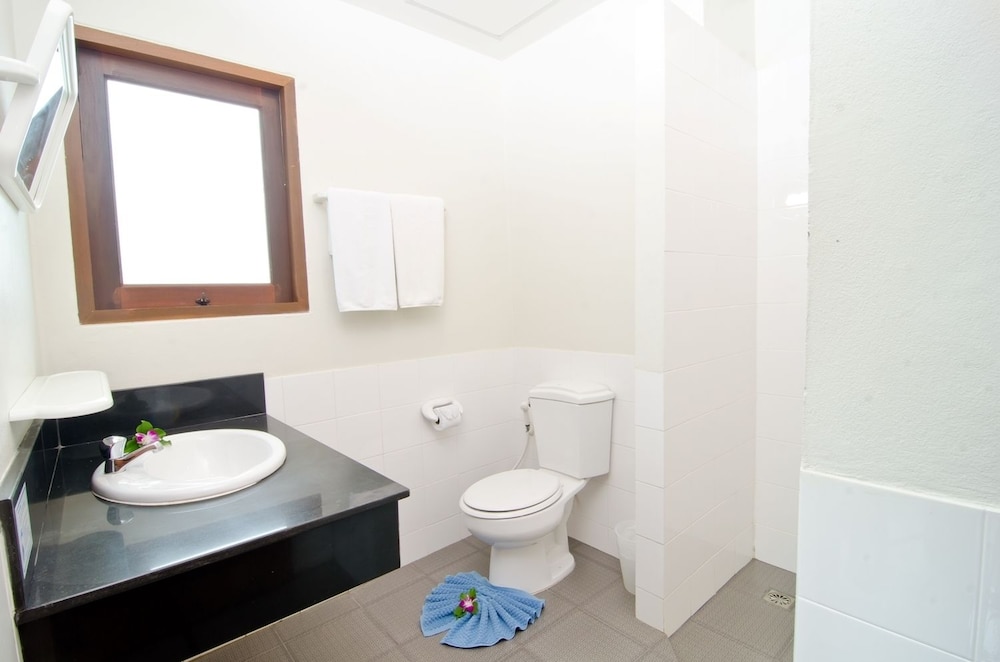 Deluxe Suite - Photo 5