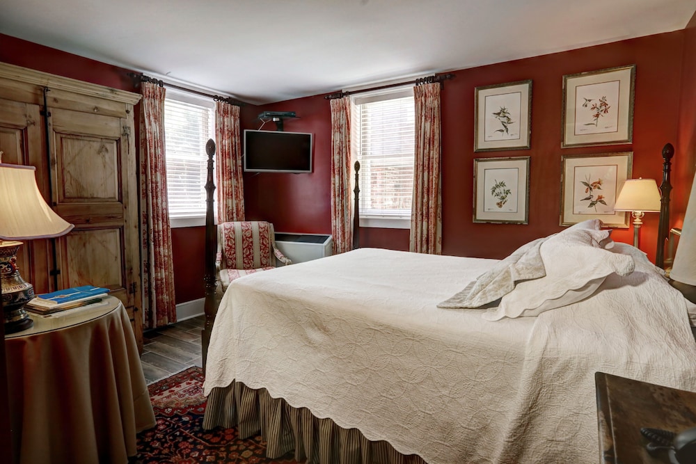 Room 8 (2nd Floor) photo 3