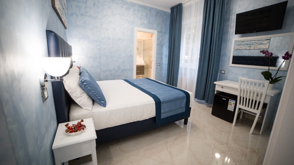 Deluxe Double Room (Num. 4)