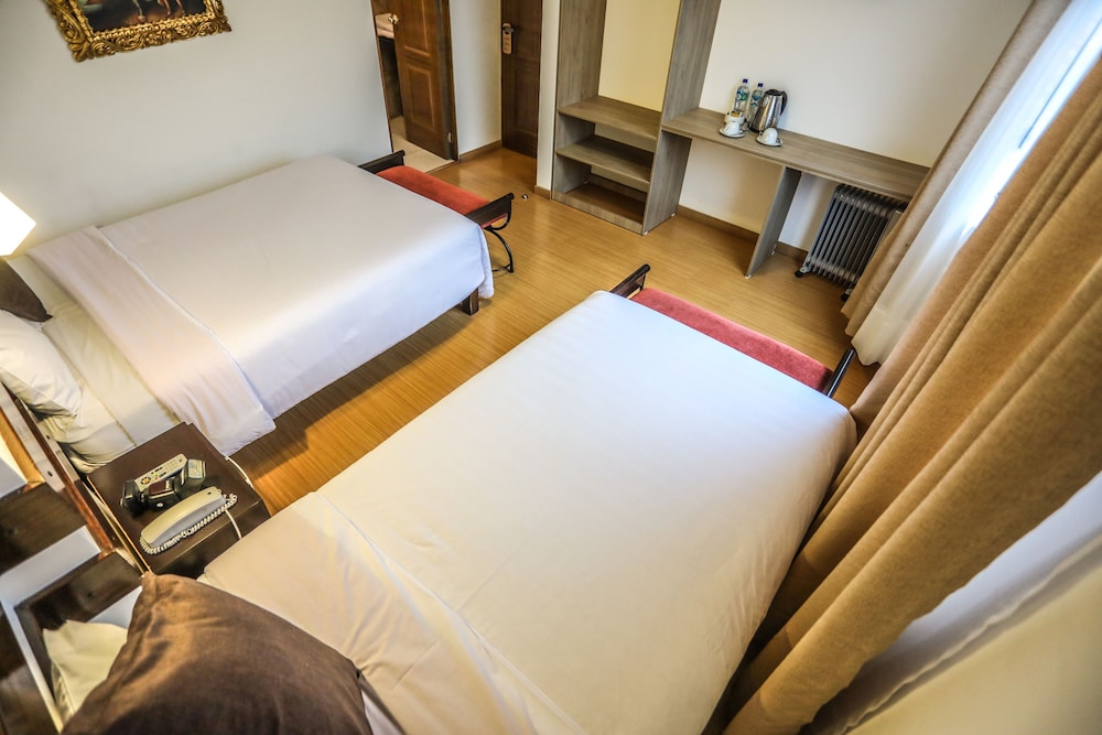 Panoramic Twin Room photo 2