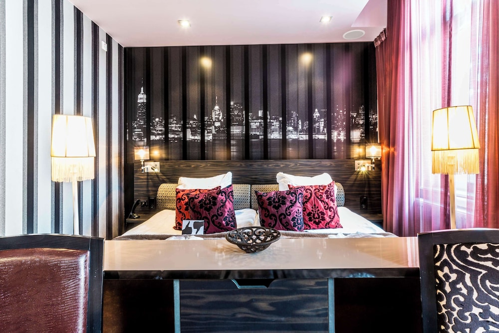 Suite (Master) photo 1