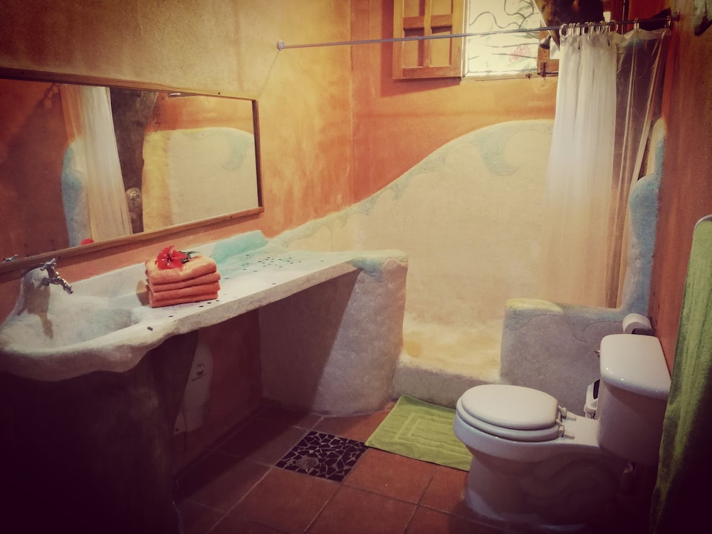 Traditional Room, Multiple Beds, Accessible, Garden View photo 2