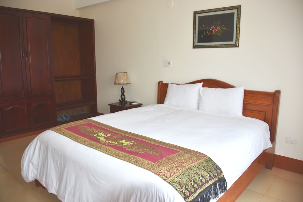Deluxe Double Room, City View photo 3