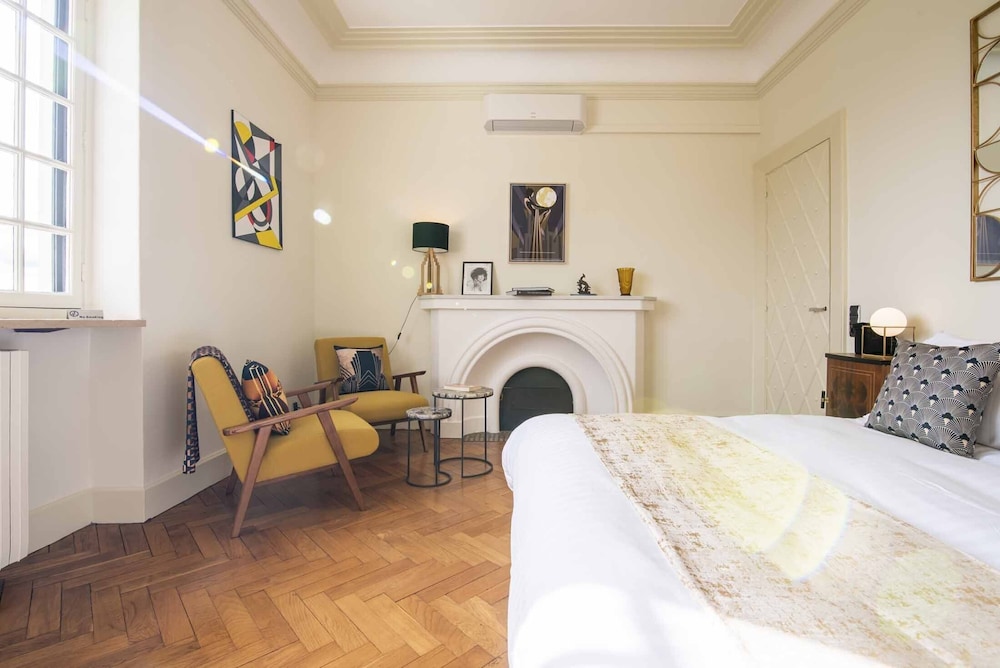 Deluxe Double Room, Private Bathroom, Canal View (Chambre 3) - Photo 7