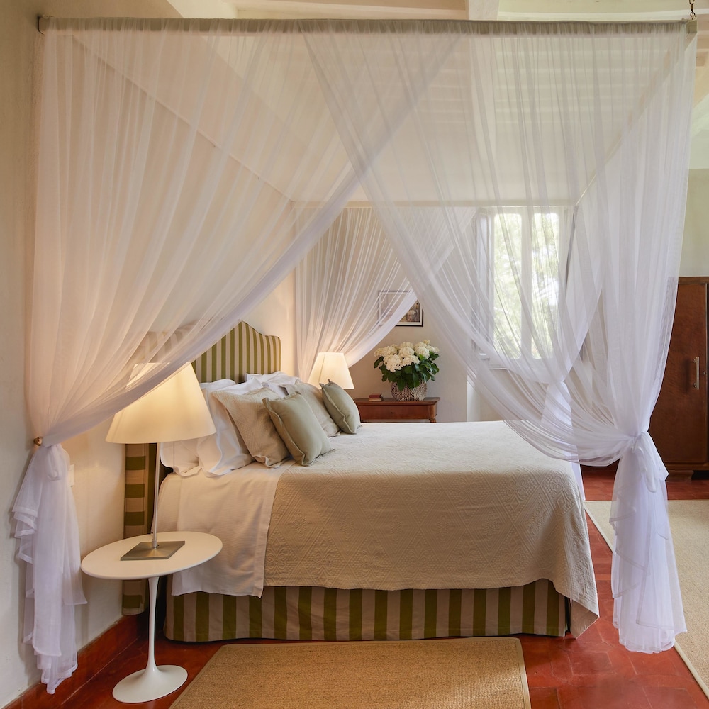 Family Room, 2 Bedrooms, Garden View