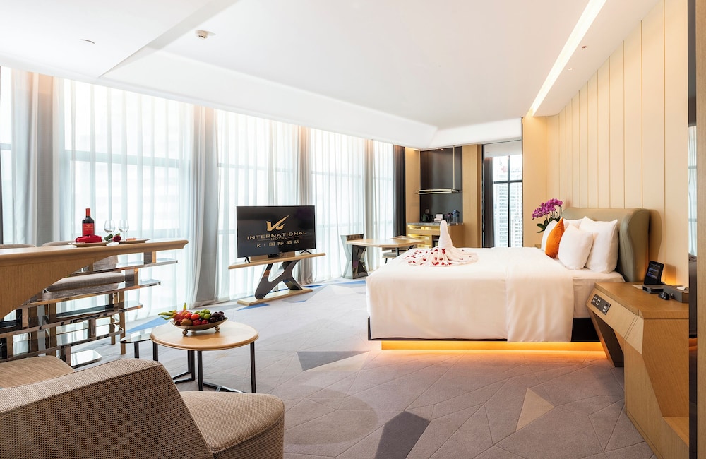 Honeymoon Room