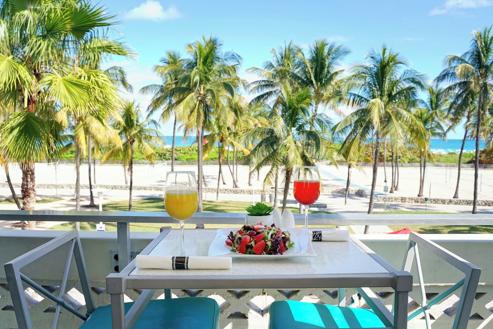 Oceanfront Balcony King - Photo 4