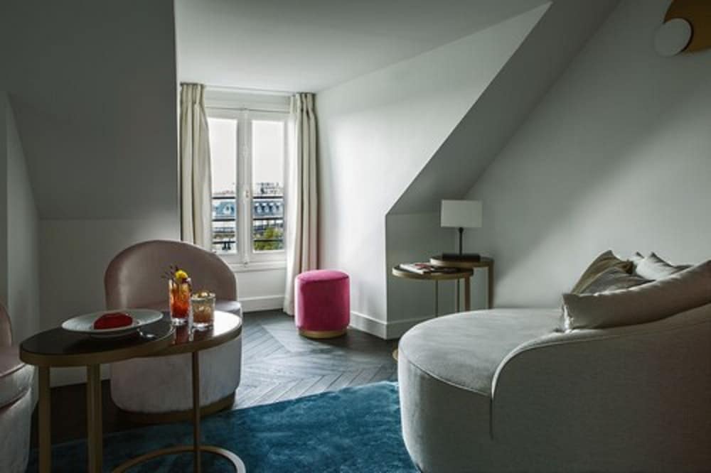 Duplex Eiffel Tower Suite photo 3
