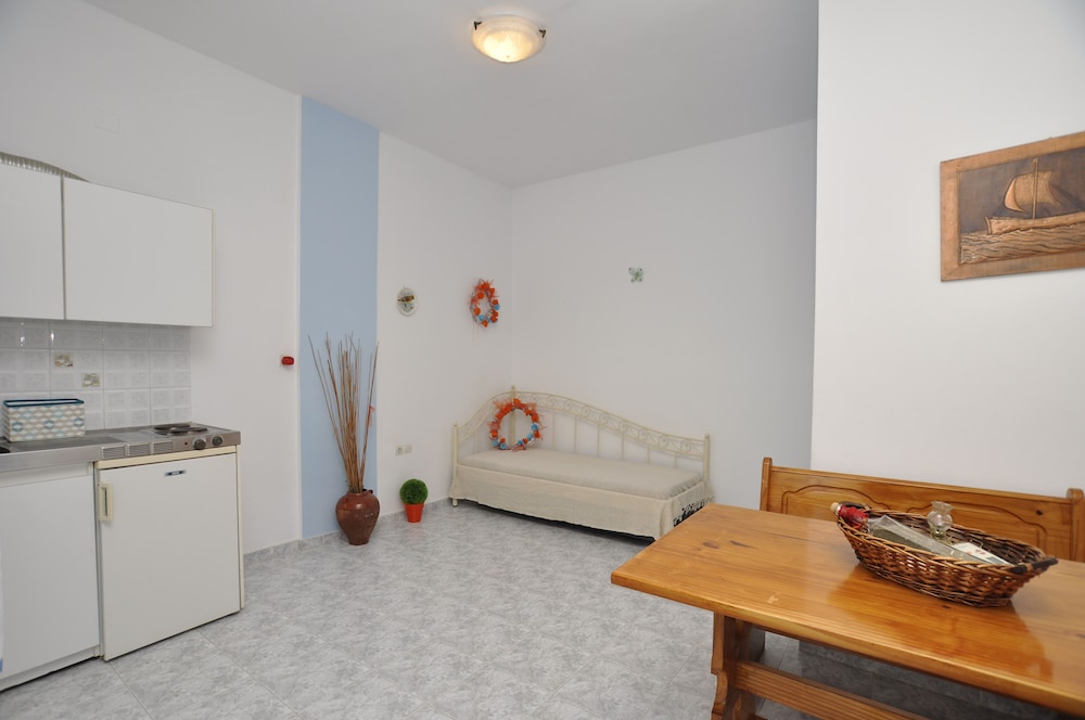 Apartment, 1 Bedroom photo 2