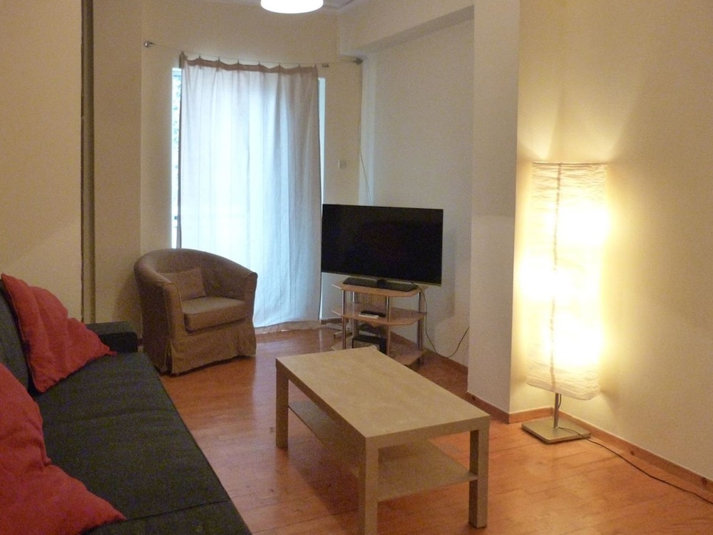 Apartment photo 1