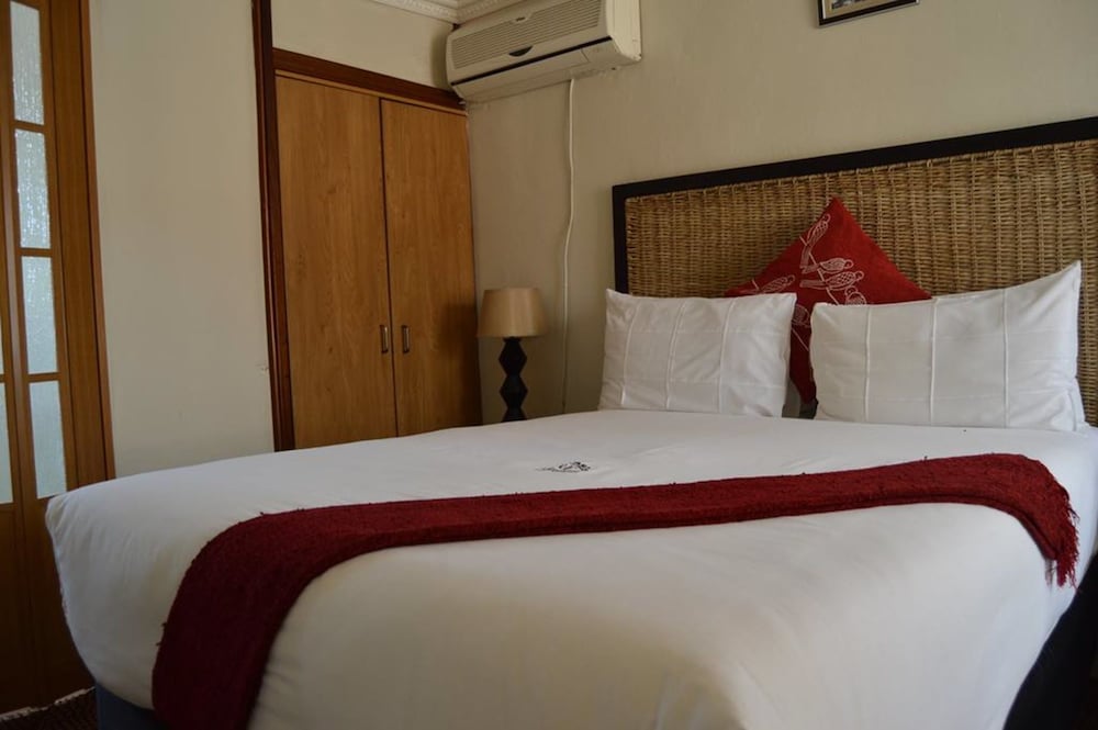 Comfort Room, 1 Bedroom (Couple Room) photo 3