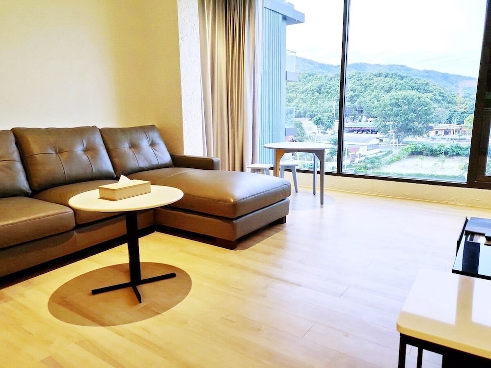 Family Superior Suite Corner photo 3