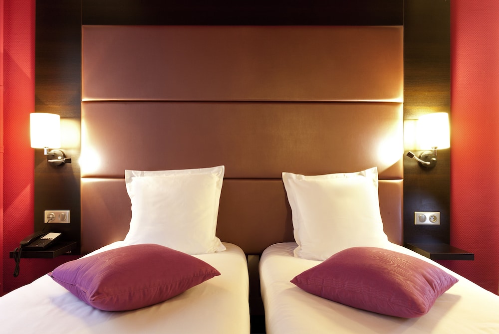 Standard Room, 2 Twin Beds photo 2