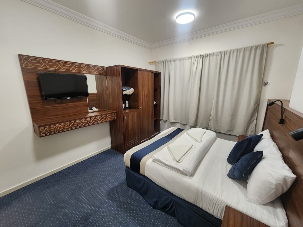 Twin Room, City View