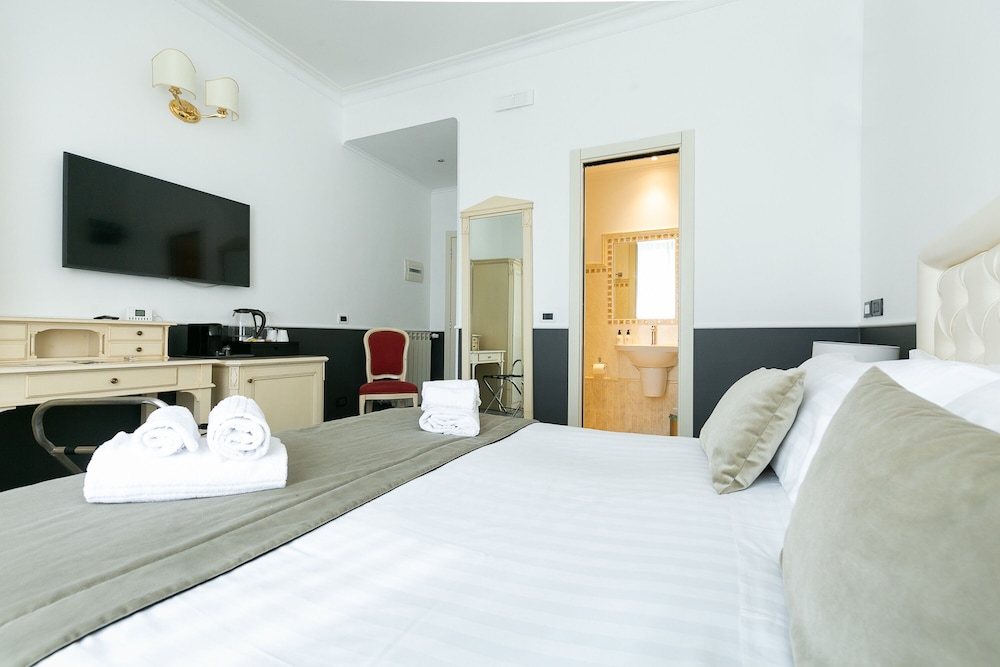Luxury Double Room photo 3