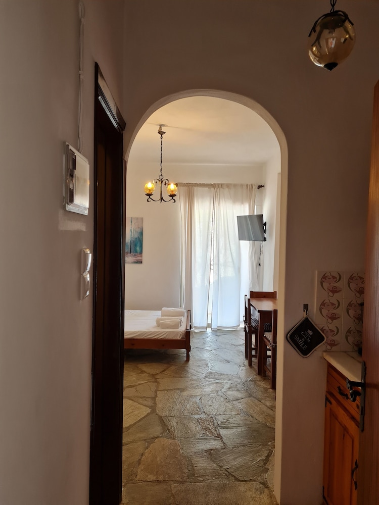 Apartment photo 3