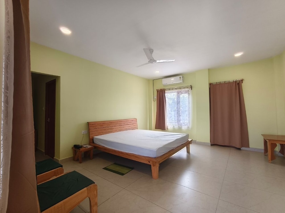 Deluxe Double Room, Garden View