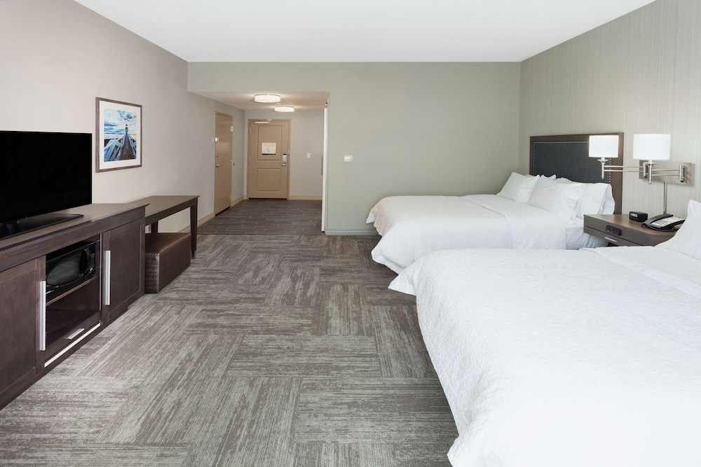 Room, 2 Queen Beds, Accessible, Non Smoking (Bathtub) photo 1