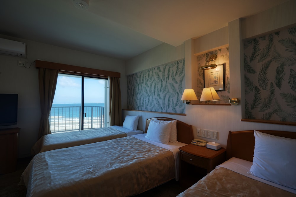 Triple Room, Multiple Beds, Non Smoking, Ocean View - Photo 7