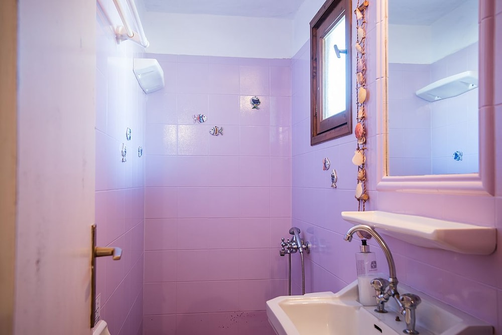 Double Room - Photo 28