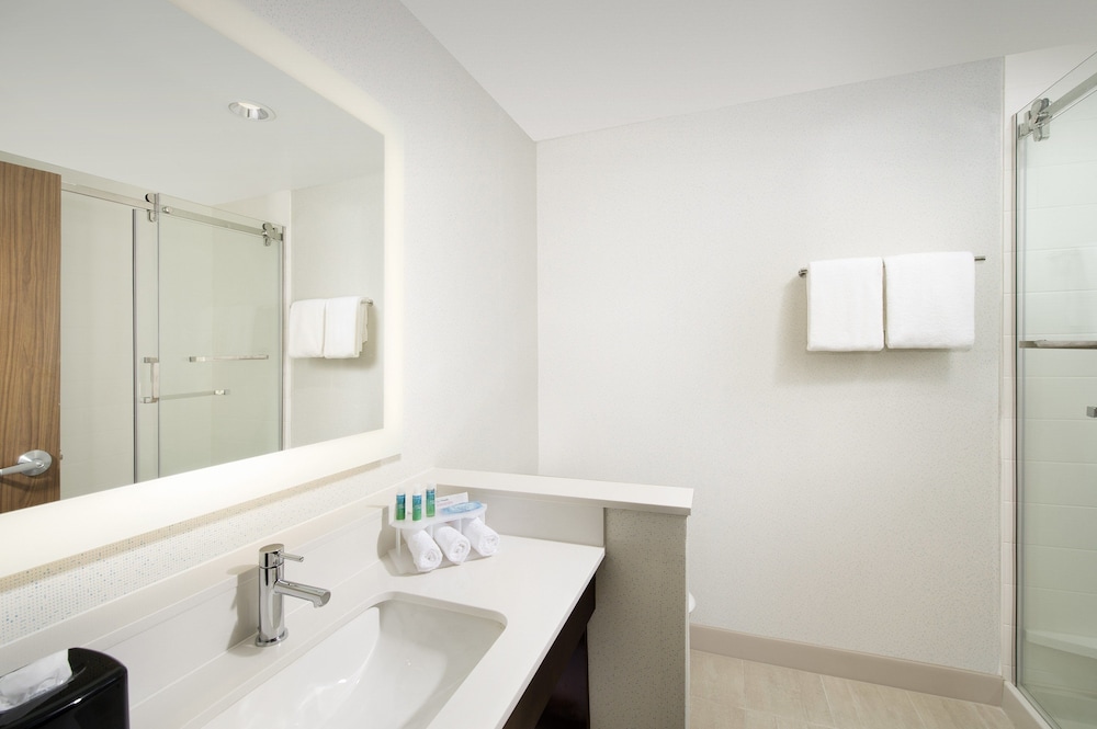 Suite, Multiple Beds