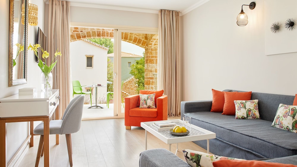 Grand Bliss Suite - Photo 1