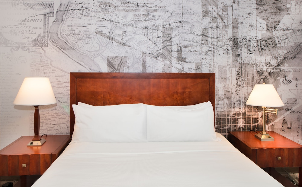 Suite, 1 King Bed (Conference) photo 2