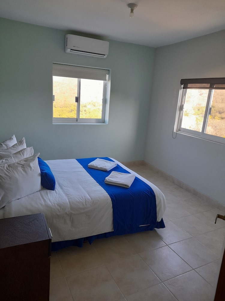 Suite, 3 Bedrooms (C) photo 1