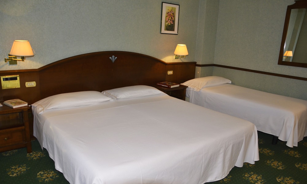 Triple Room photo 2