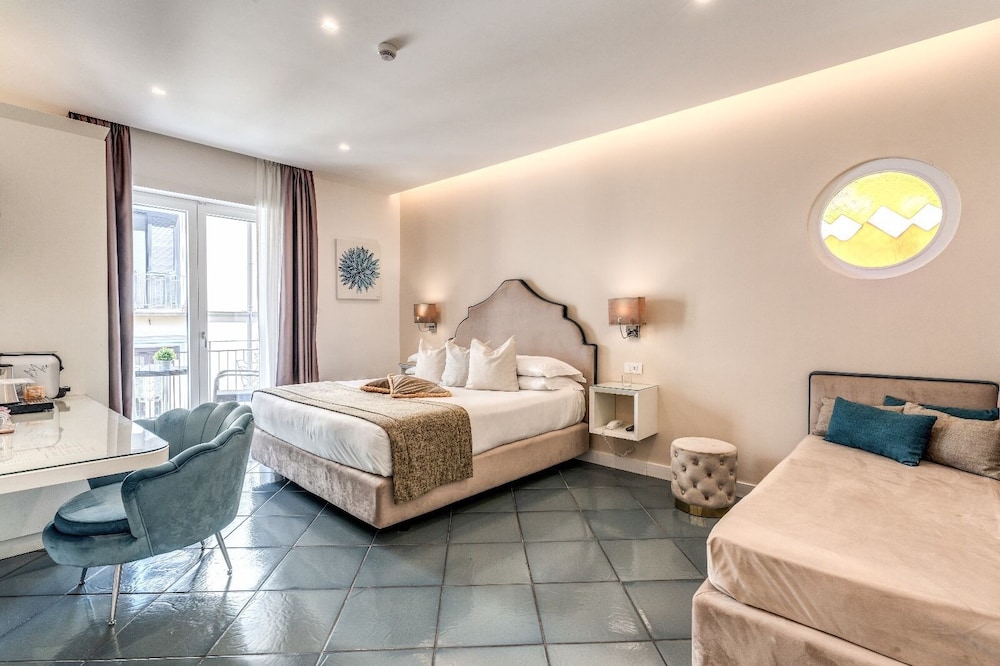 Junior Suite, City View photo 2