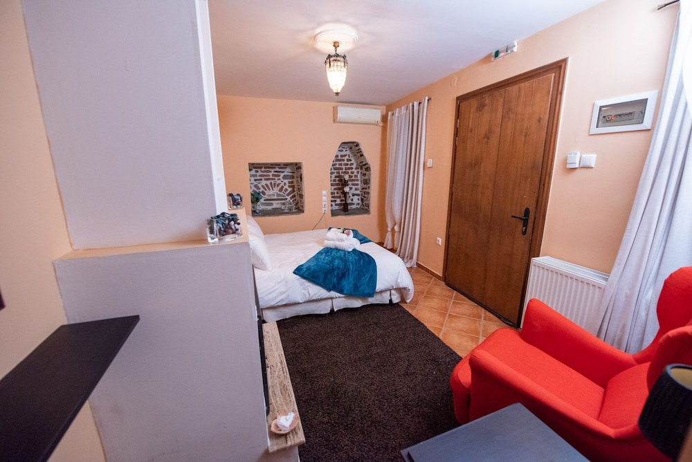 Superior Double Room - Photo 12