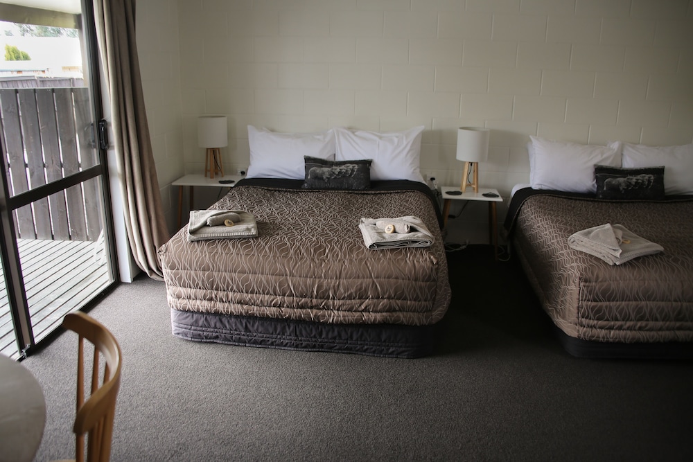 Studio, 2 Double Beds photo 2