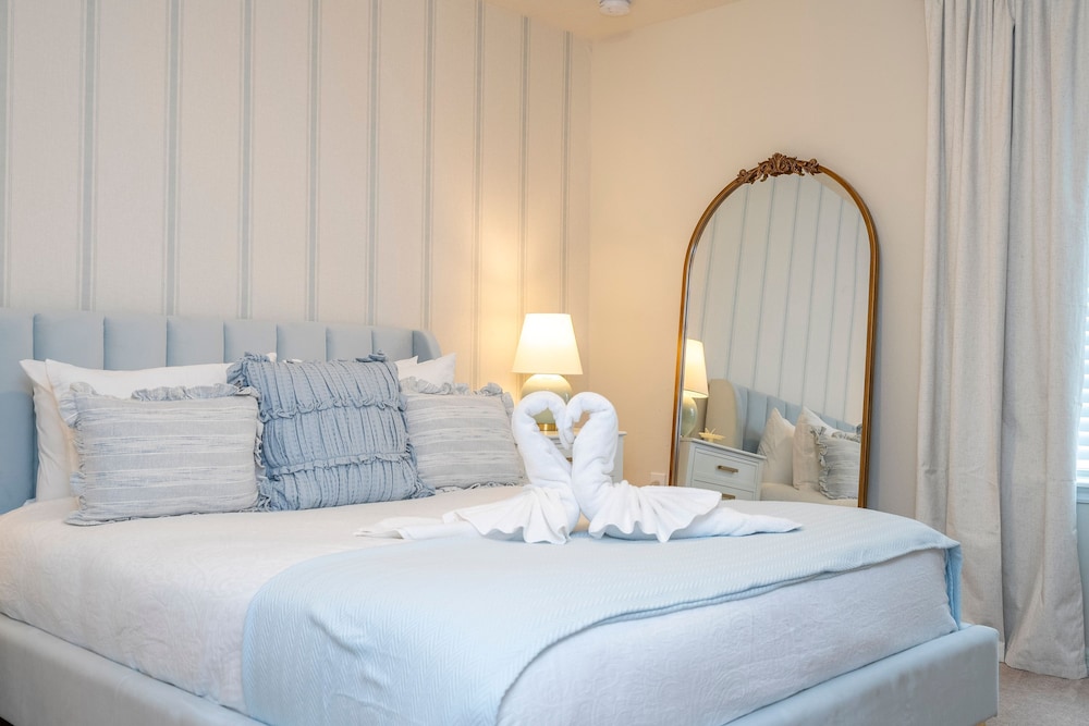 Stunning 5-bedroom Retreat in Windsor Island Resort, Photo 19