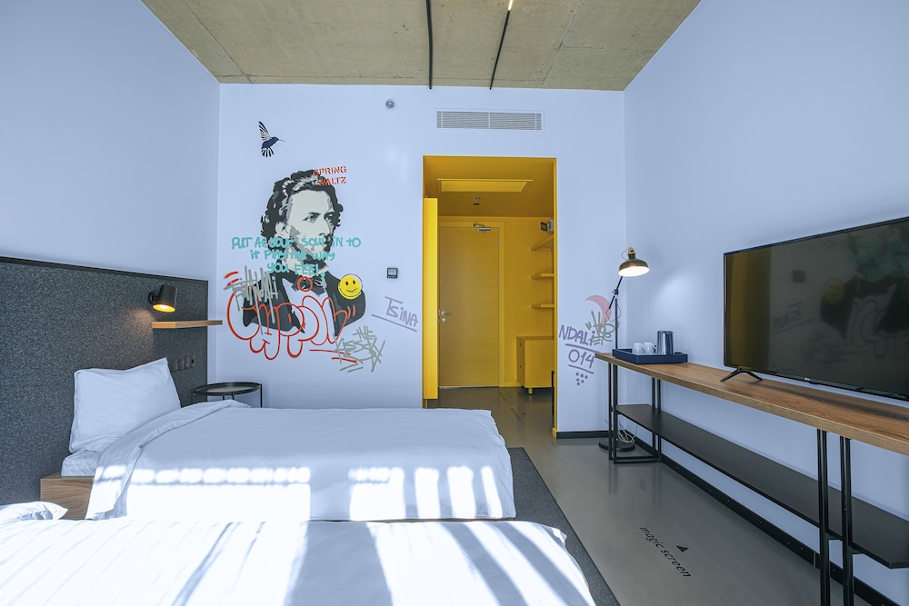 Standard Double or Twin Room photo 2