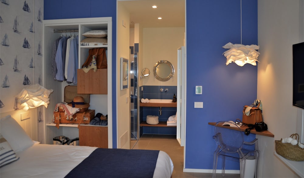 Deluxe Double or Twin Room, Patio (C3)
