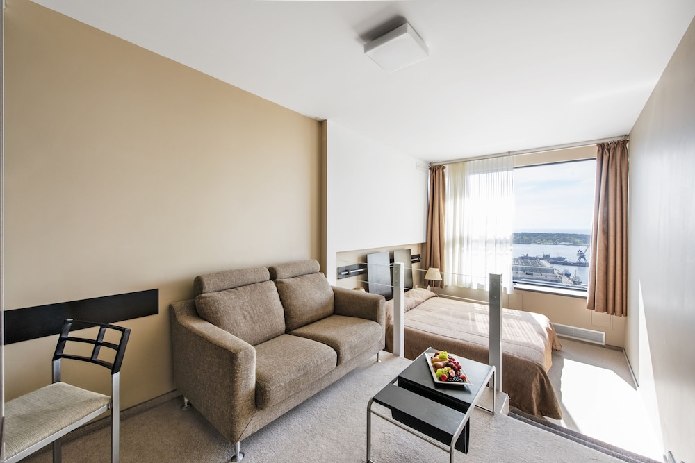 Standard Double or Twin Room, Sea View - Photo 1