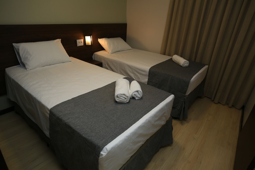 Twin Room - Photo 2