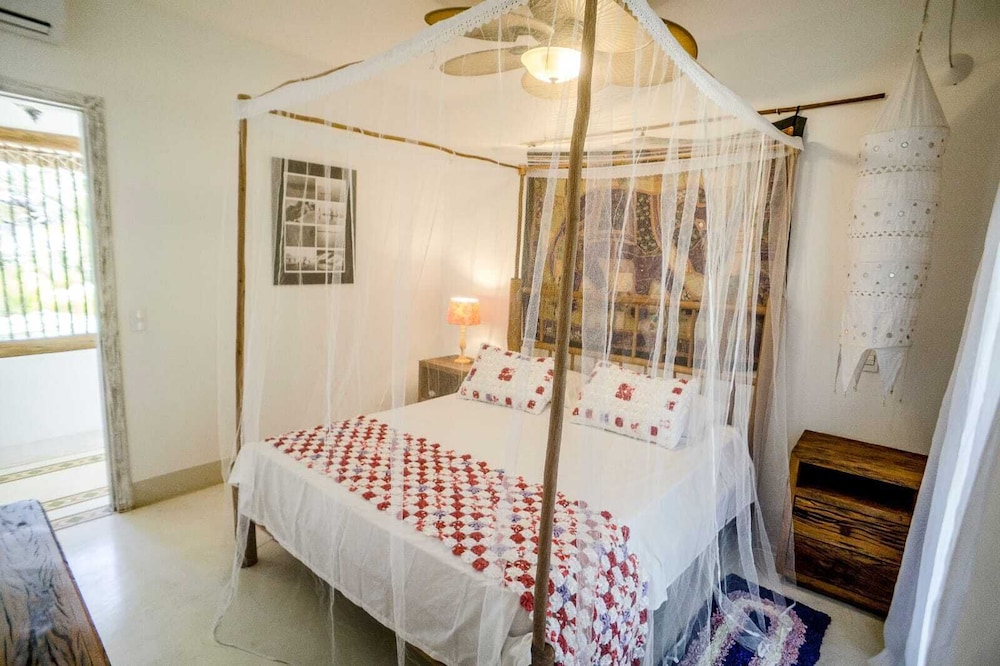 Standard Suite - Photo 3
