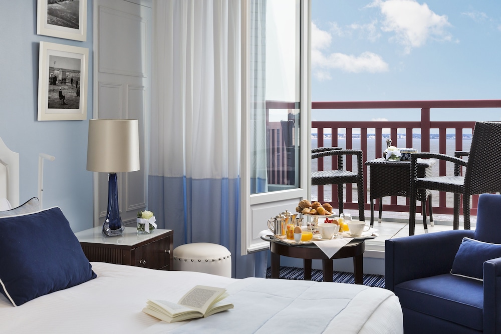 Executive Room, 1 Double Bed, Sea View photo 3