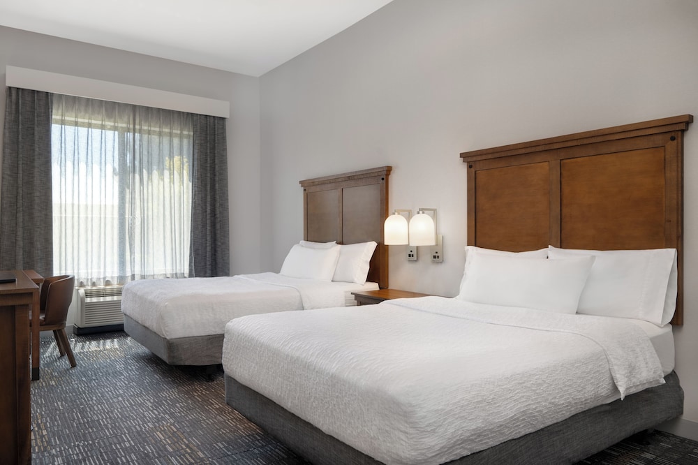 Suite, 2 Queen Beds, Accessible, Bathtub (Mobility & Hearing) photo 1