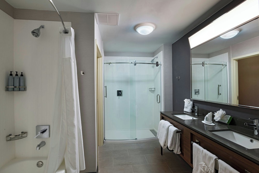 Room - Photo 6