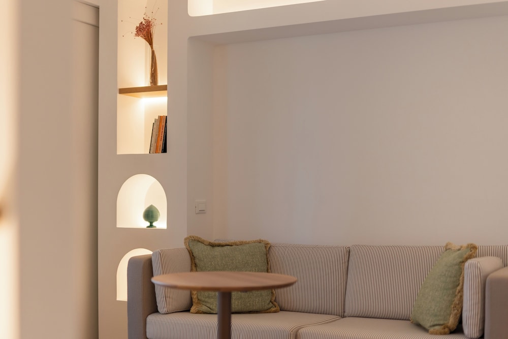 Exclusive Studio Suite photo 2