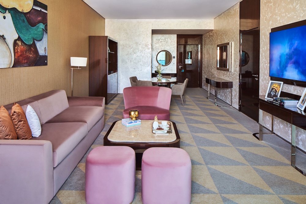 Studio Suite, 1 Bedroom, Balcony, City View (All Access Suite, Burj Khalifa View)