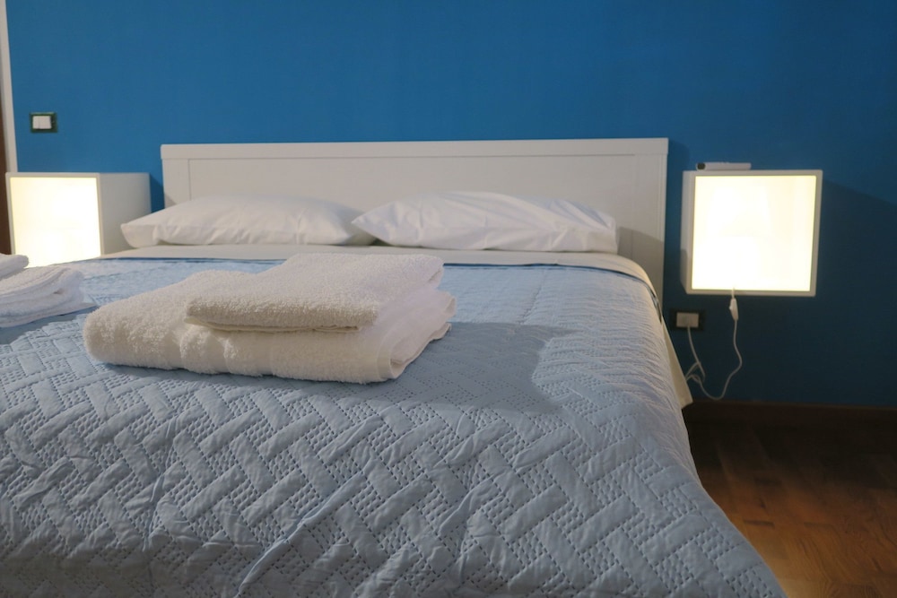 Double Room - Photo 1