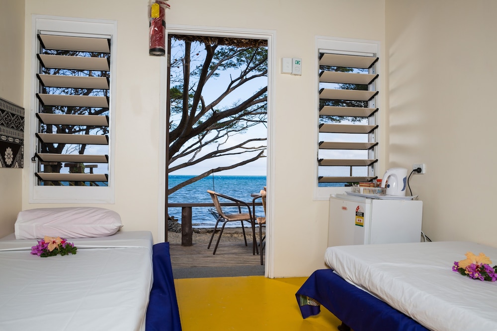 Beach Front Island Bure photo 4