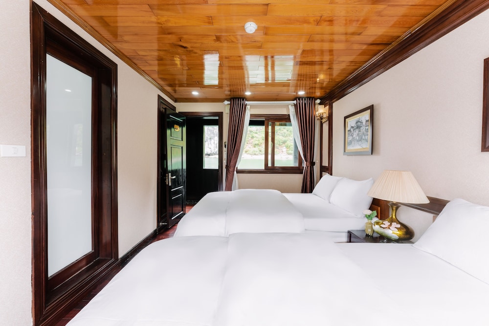 Deluxe Quadruple Room, Non Smoking photo 3