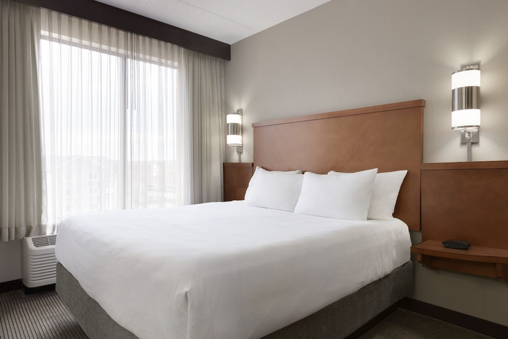 Room, 1 King Bed (High Floor) photo 1