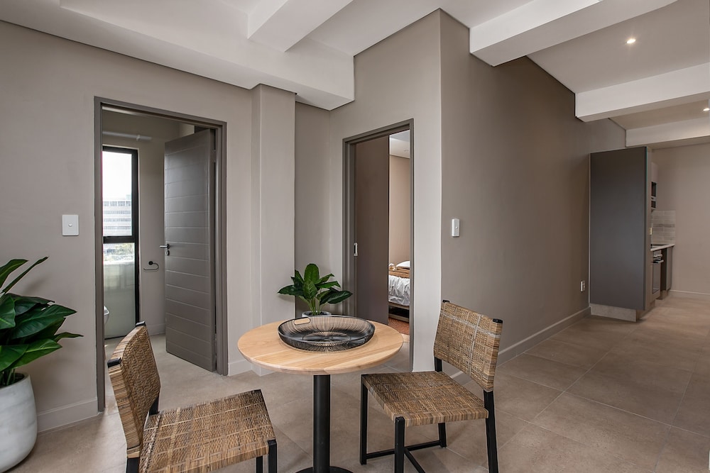 Family Room photo 3