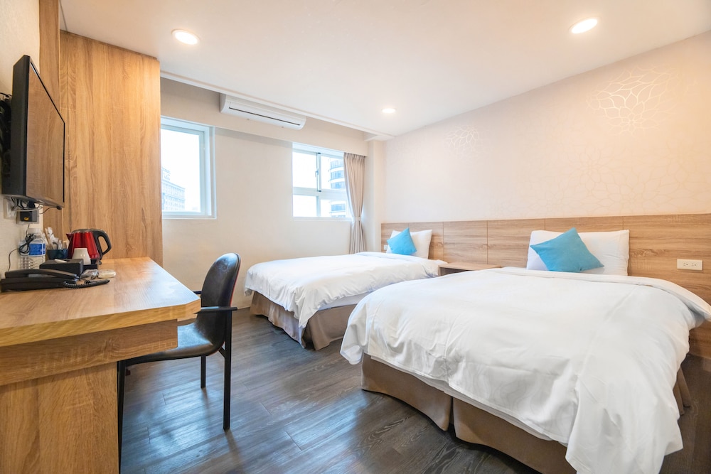 Classic Twin Room